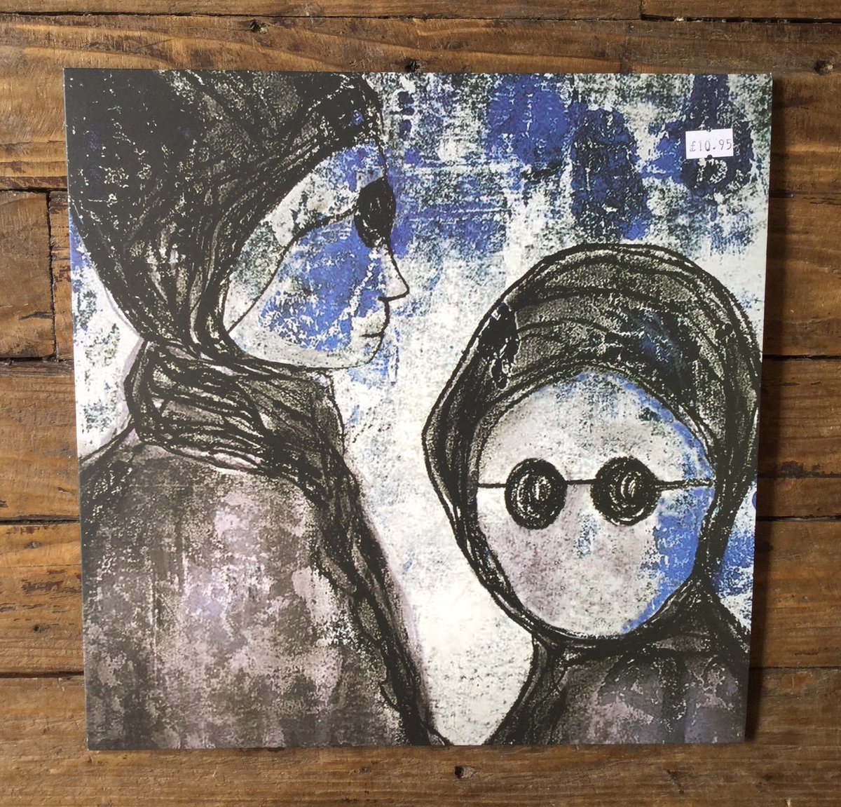 TribeRecordsUK's tweet photo. Fresh broken techno from Appleblim with 2 excellent remixes from Shed and Forest Drive West #Appleblim #Shed #ForestDriveWest #BoogieBox #techno #uktechno #deconstructed #leftfield #brokenbeat https://t.co/RQ6M5qVKCh