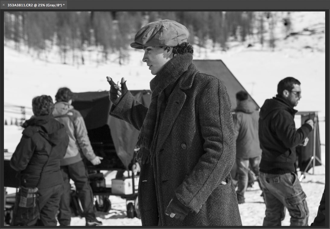 #RobertSheehan in a #moment of #acting: #behindthescene of #AnitaB #photography #setphotography #bw #grayscale