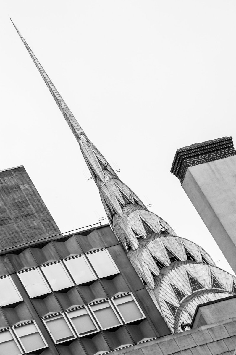 Dalpho's tweet image. Ecco il #ChryslerBuilding🌇 con i suoi 319 metri di altezza, nell'#EastSide di Manhattan🗽🍎.

Here is the #ChryslerBuilding🌇 with its 319 meters of height, in the # EastSide of Manhattan🗽🍎.