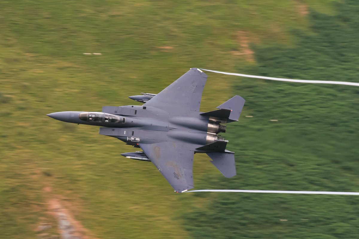 GSavPhotograpy's tweet photo. F15's Mach Loop 10/7/18 @48FighterWing @MachLoopUK https://t.co/IursXVLSDf