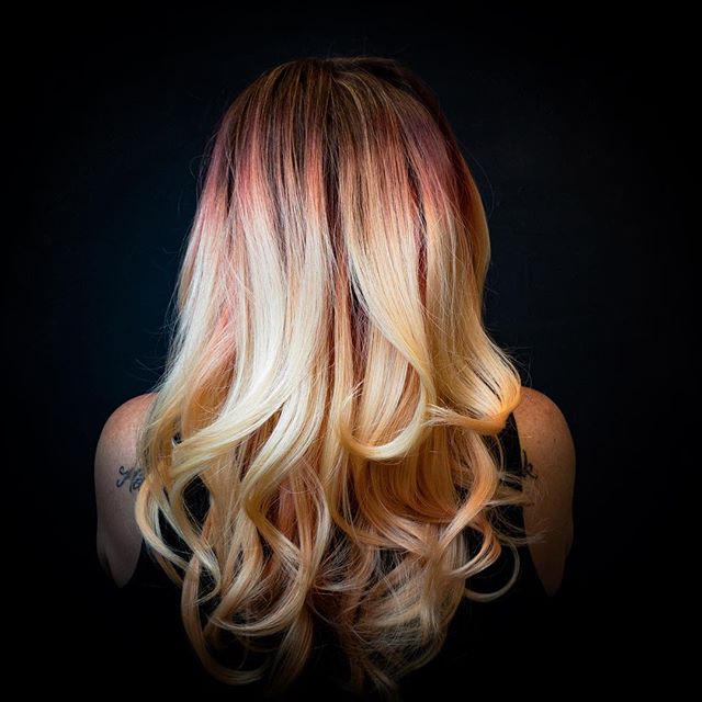 MethodHairATX's tweet image. Raspberry sunrise 🔥

#haircolor #methodhair #hairstyles #summerhairstyles #atxsalons #austinsalons