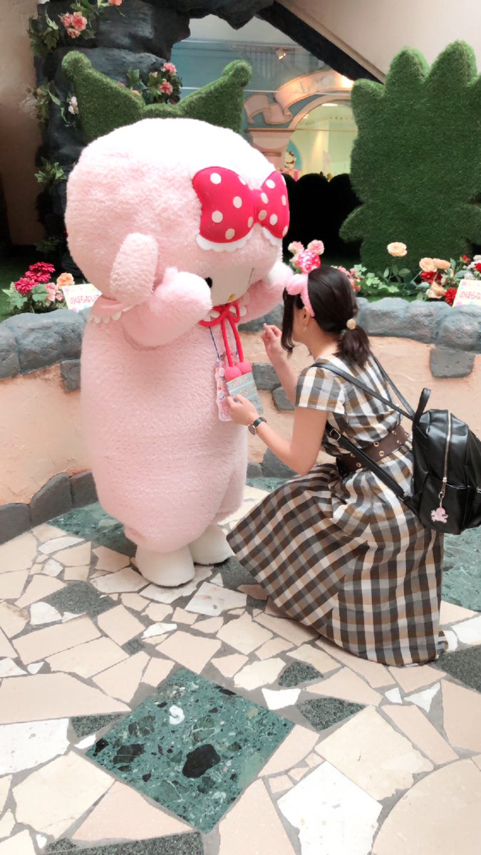 panpiano28's tweet photo. 1枚め シールぱめ〜💖

2枚め かわいいポーズお願いしたら足ちょっとあげてるし、渡したお手紙持ってるかわいい(´；ω；`)(´；ω；`)(´；ω；`) https://t.co/quvN1Hgwik