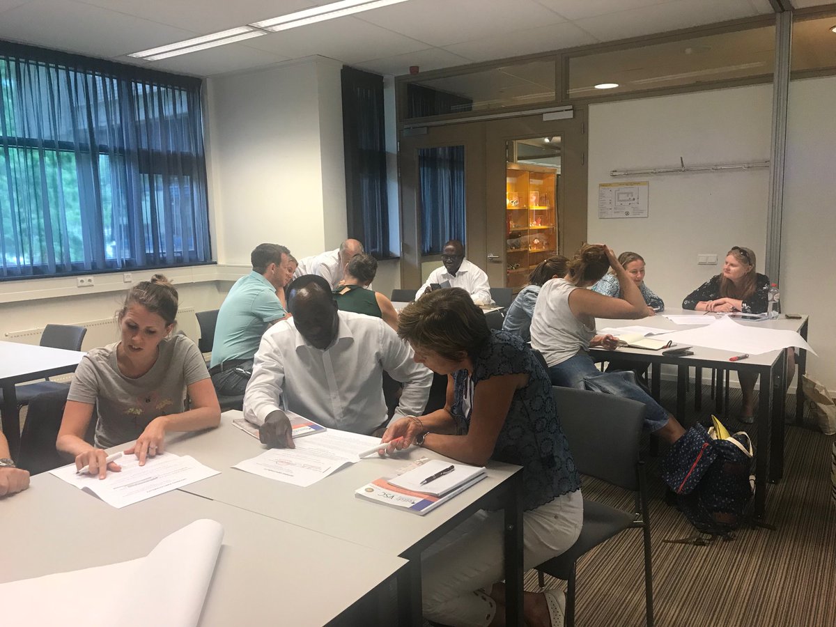 Liz Mossop tweet media