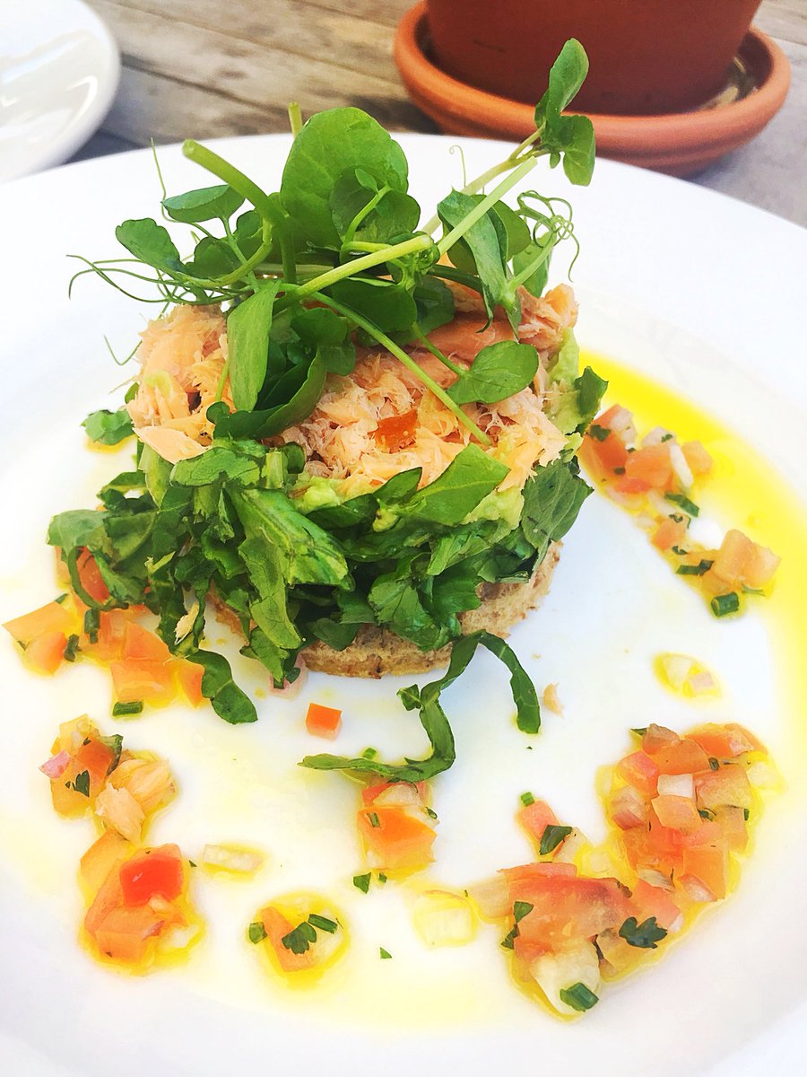Swan Inn tweet media