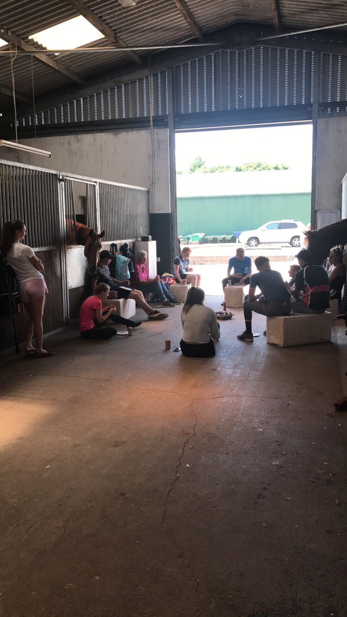 #RacingStaffWeek #feedingtheteam thanks to <a href="/ButcheryThe/">The Butchery, Lockerbie</a> <a href="/Racingwelfare/">Racing Welfare</a> @BHAPressOffice