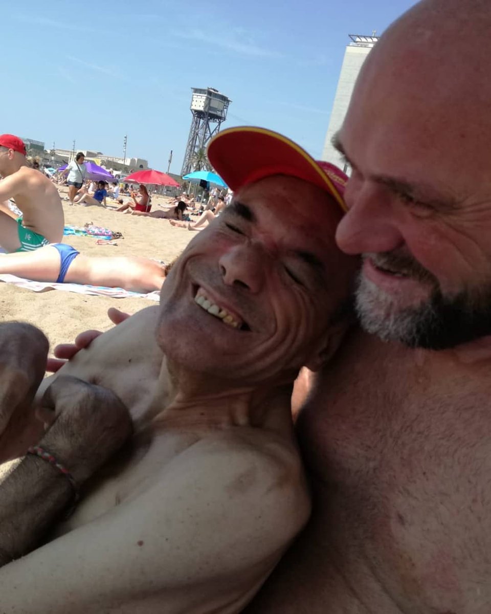 fundacioaspasim's tweet photo. Aspasim, dies de vacances merescudes.
Anem a on ens agrada!!!
#aspasim
#aspasimserveisresidencials
#laplaya
#vacances
#olerafa
#olepepa
#oletoni https://t.co/UnjZSnDBmS