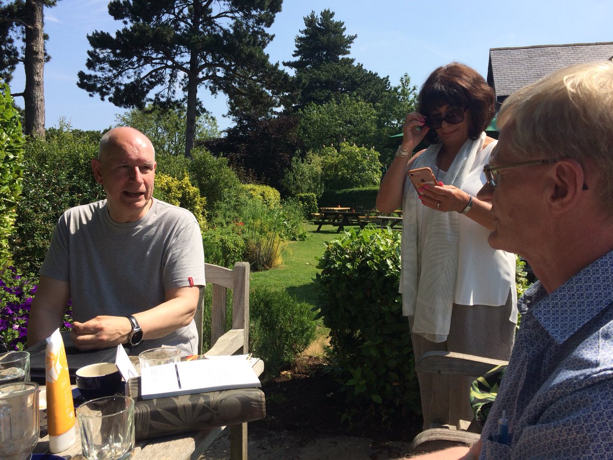 Nina Sardar tweet media