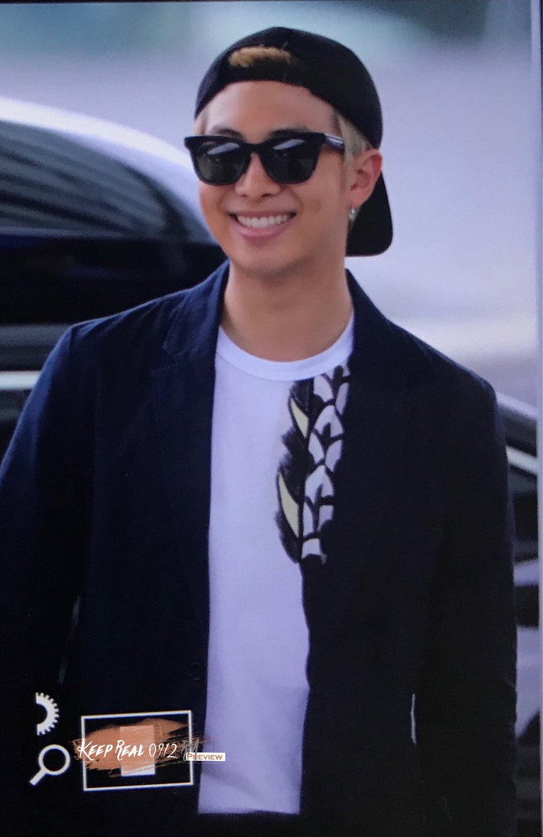 KeepReal_0912RM's tweet photo. 180706 PREVIEW📍인천 출국
#RM #방탄소년단 #김남준 @BTS_twt https://t.co/I9Up4sxGpM