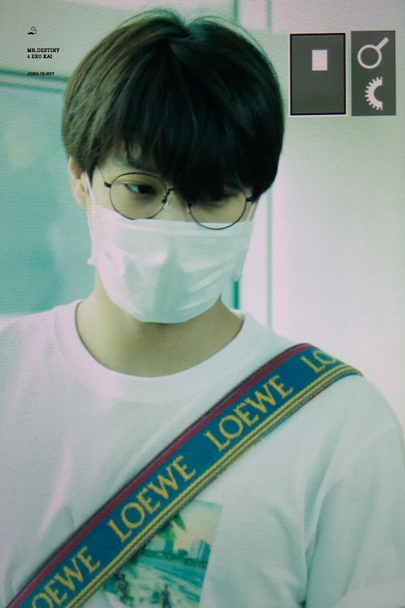 jonginnet's tweet photo. 180706 ICN. 비행 시간 기니까 꿀잠 곰도리 :> 

#카이 #엑소카이 @weareoneEXO https://t.co/tidYZk6yNw