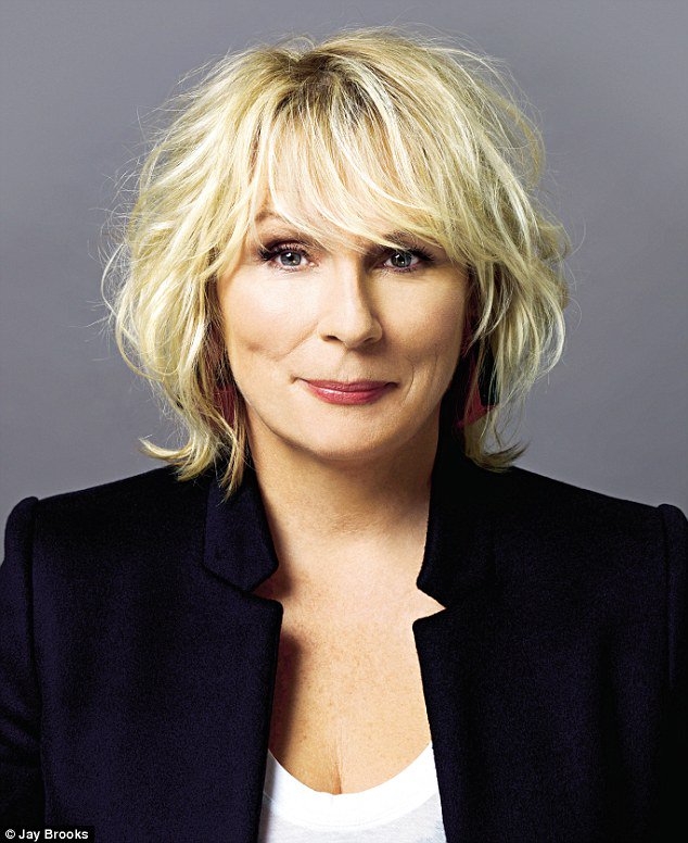 Happy birthday to Jennifer Saunders who is 60 today... 