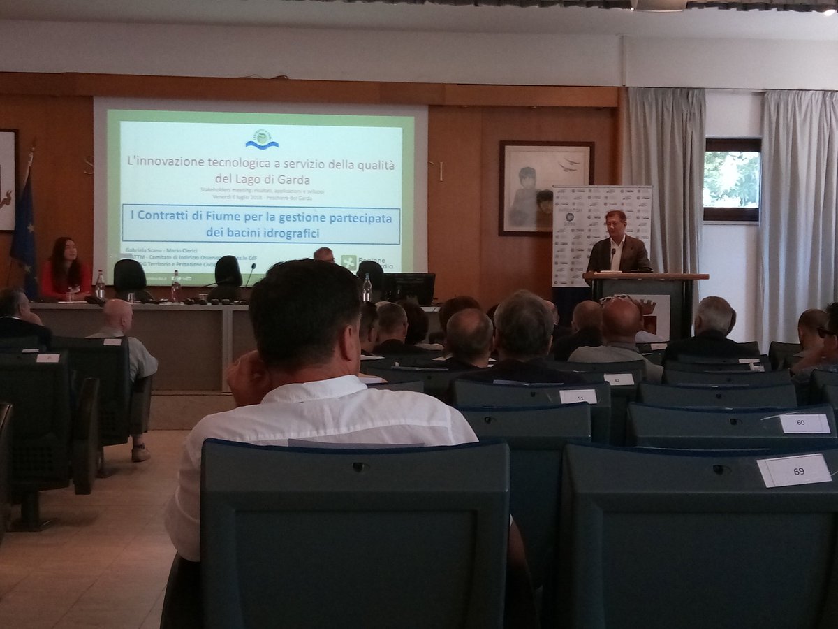 CDF_Lombardia's tweet photo. I contratti di fiume oggi vanno al lago | River contracts are at the lake today 
#RiverInvestigator
#LakeGuardian 
#intcatch #cdf #h2020 #citizenscience #innovation https://t.co/IayJmDxkjW