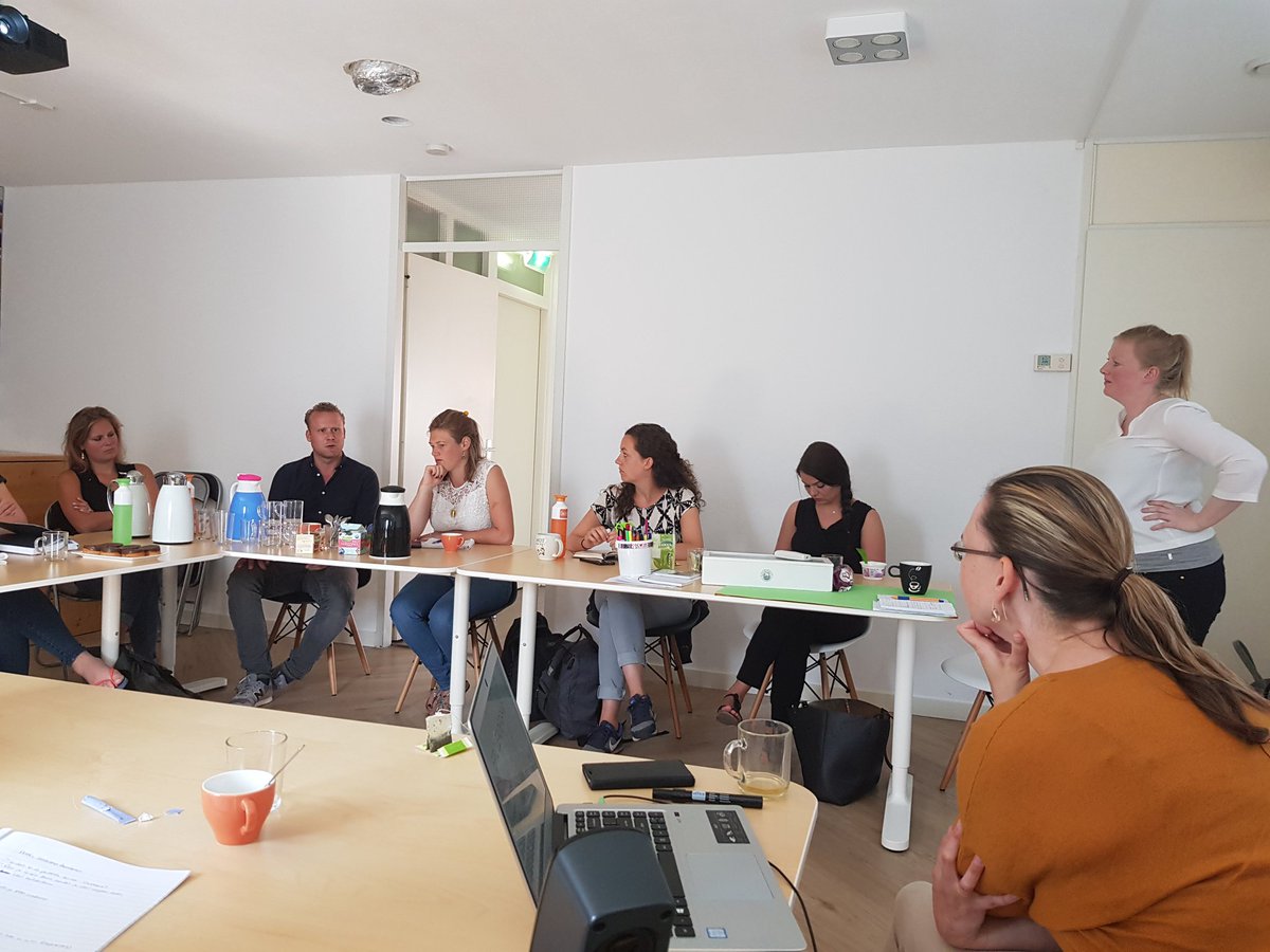 DisGoverUs's tweet photo. #Publiek #Leiderschap vergt moed. Soms moet je over je eigen grenzen durven gaan! #EPIC @Leadership door @SolCorinne @GiuliettaMarani  van de @plfmad @PLF_NL https://t.co/FXT1OCLp3s