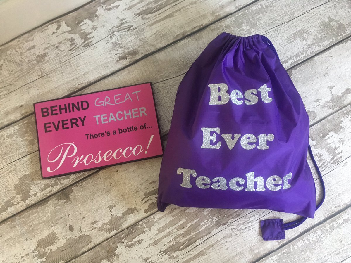 WhooHooGiftBags's tweet image. We have some great Teacher Gifts online at whoohoogiftbags.co.uk
Prices start from £11.99 inc. postage.
#Prosecco #WallSign #KitBag #PEBag #WhooHooGiftBags