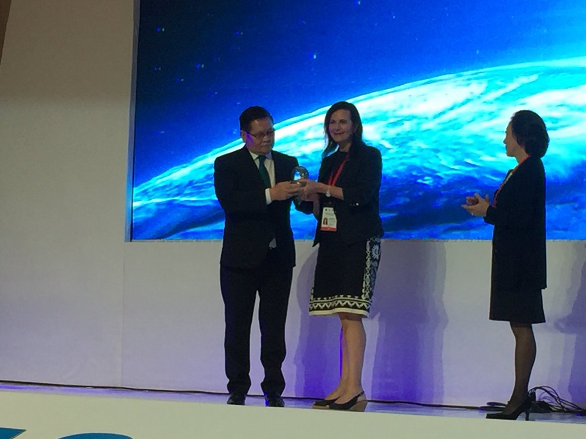 beatetrankmann's tweet photo. Itโs done! DPM Enkhtuvshin handing over the baton to #Australia to host the next #AMCDRR in 2020. Congrats to the Government of #Mongolia,
@nemamongolia & @unisdr on successfully organizing #AMCDRR2018!
@MFA_Mongolia https://t.co/bW7OihuGv1
