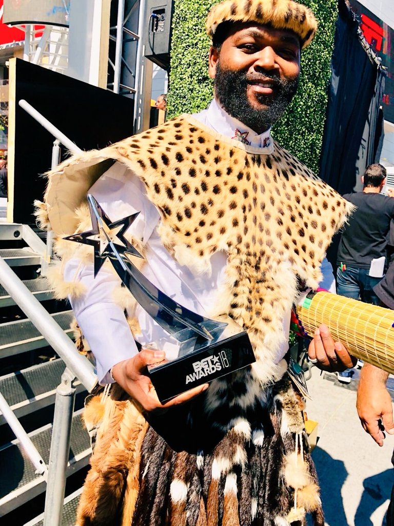 SOVIA83029346's tweet photo. @Ambitiouz_Ent
#Sjava_ATM
Thanks for the Album UMPHAKO the song CONFESSION its touching https://t.co/I1S5LMUHV2