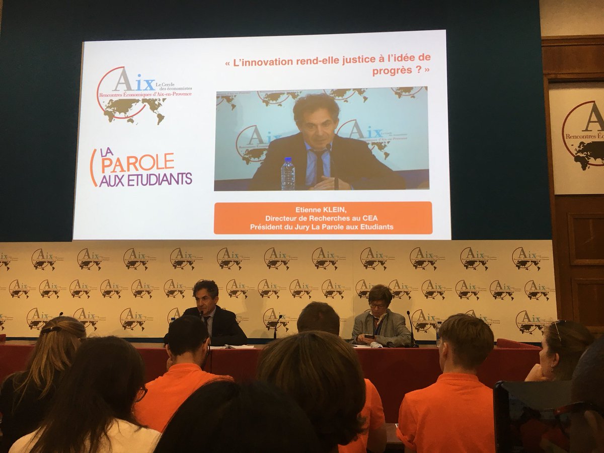 guittcam's tweet photo. « Croire au progrès, c’est accepter de sacrifier du présent personnel au nom d’un futur collectif. » 
@EtienneKlein aux #REAix2018 
cc @Cercle_eco @CEA_Recherche @centralesupelec https://t.co/hpt43wgP9r