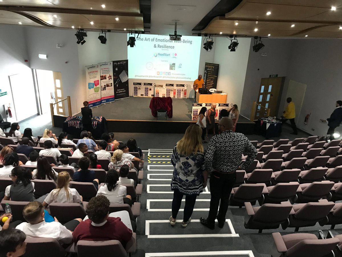 HeadStartFM's tweet photo. Ready to go! #positiveprinciples @DonBrownArt https://t.co/7lqpbSJSt4