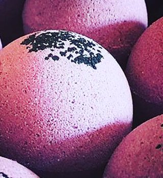 GallopingStag's tweet photo. https://t.co/A7DqU6Sqon has finally landed and we will be adding new products every day ❤️ @GallopingStag  #thegallopingstagbubblebar @devonshire_arc  #bathbomb #bathcreames #bathandbeauty @NotJustLakes #Penrith #Cumbria @MadeinCumbria @MadeCumbria https://t.co/Xr1p0kqGip