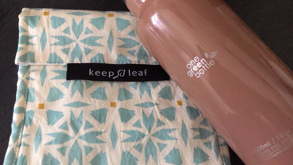 LoopyLouVix's tweet image. So who is giving plastic free July a go? 🙋🏼‍♀️ So far we have reusable straws, sandwich bags and I’m never without my insulated One Green Bottle #everylittlehelps #PlasticFreeJuly #keepleaf #onegreenbottle