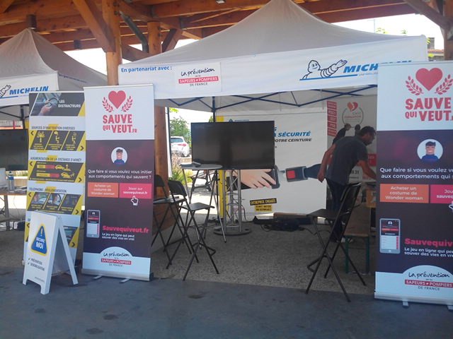 brouchud's tweet image. Événement SECURIZ&apos;MOI sur la commune de montagny en partenariat avec #michelin. Participation du #sdmis les pompiers # Givors engagésau côté d&apos;autres partenaires gendarmerie sécurité routière