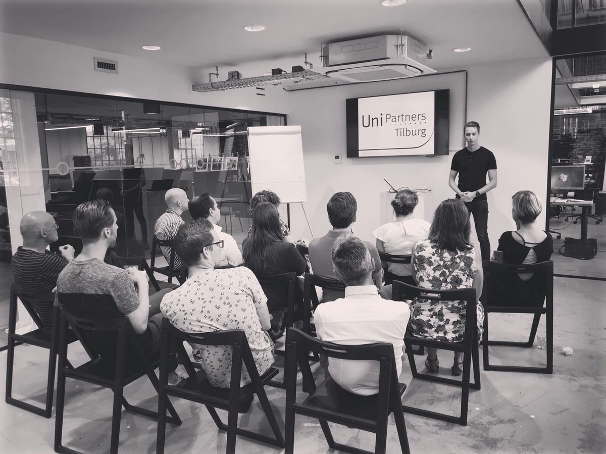 Gisteren hebben wij bij de Pitch &amp; Meet een presentatie mogen geven aan ondernemers in de regio Tilburg om hen kennis te laten maken met <a href="/UniPartners/">UniPartners</a>. Wij willen onze partner <a href="/station88HOI/">Midpoint Brabant Services</a> bedanken voor deze mogelijkheid. #mkb #consultancy