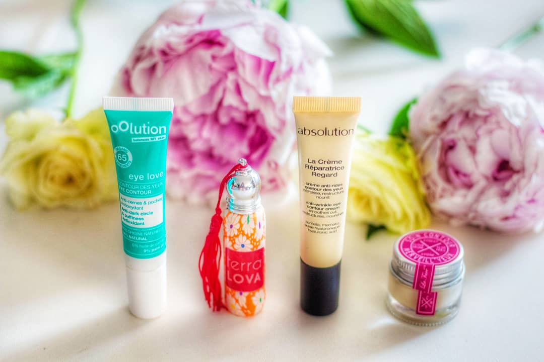aurely27_beauty's tweet photo. NOUVEL ARTICLE | 4 soins contour des yeux naturels 🍃💚
Poke @oOlution
@LaMaisonAbso 
https://t.co/zTkAyEW2Yq
Merciiii @hellocoton pour la sélection Beauté 💚💚💚 https://t.co/1F0ZqNXhBk