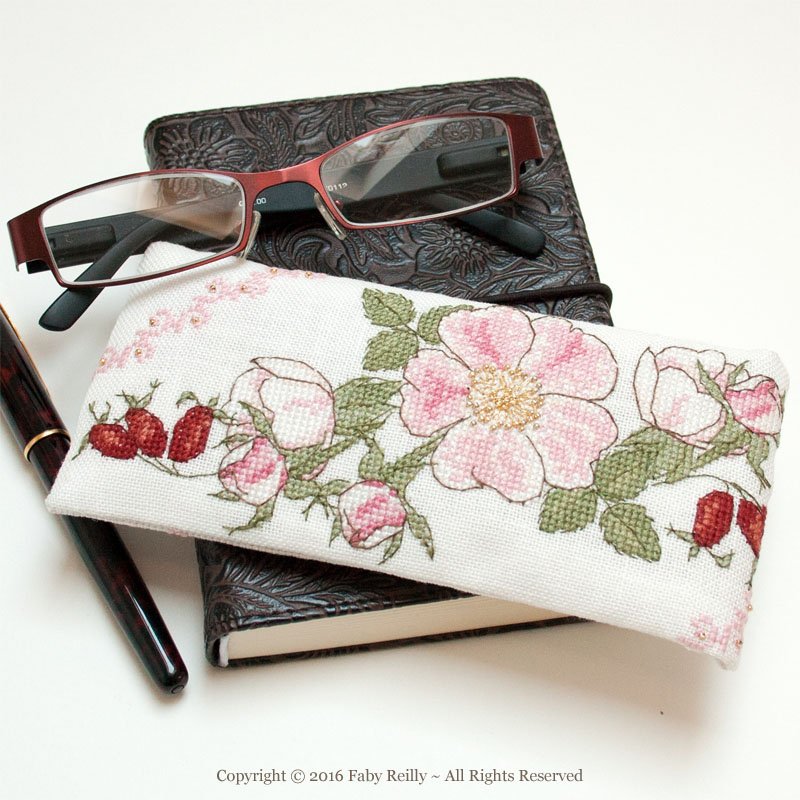 FabyReilly's tweet photo. Wild Rose Glasses Case (PDF #pattern)
https://t.co/VZUjj0bpx6
Threads by @dmccreativewrld
#needlework #crossstitch #crossstitchpatterns #embroidery #fabyreilly #fabyreillydesigns #creative #creativity #dmcfloss #dmcthreads #dmclover #filsdmc #wildroses #roses #glassescase https://t.co/iFzPnfsrJv