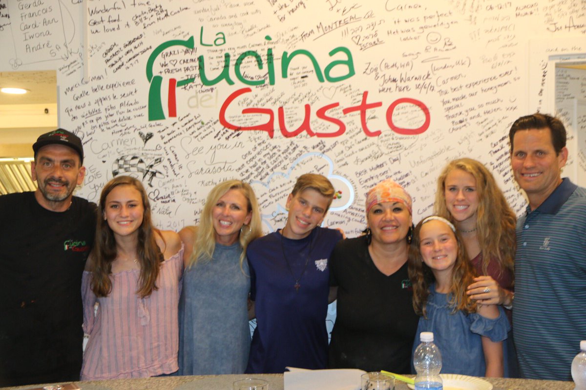 ChefRyanKate's tweet image. Had a great cooking class in Italy with Chef Carmen and Franco! We made fresh gnocchi, 3 cheese ravioli and eggplant Parmesan Sorrento style!