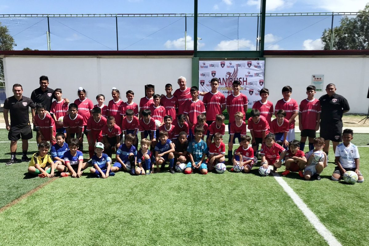 So proud to have #Thailand behind the #IanRushFoundation #GivingBack #Grassroots ⚽️🥅⚽️