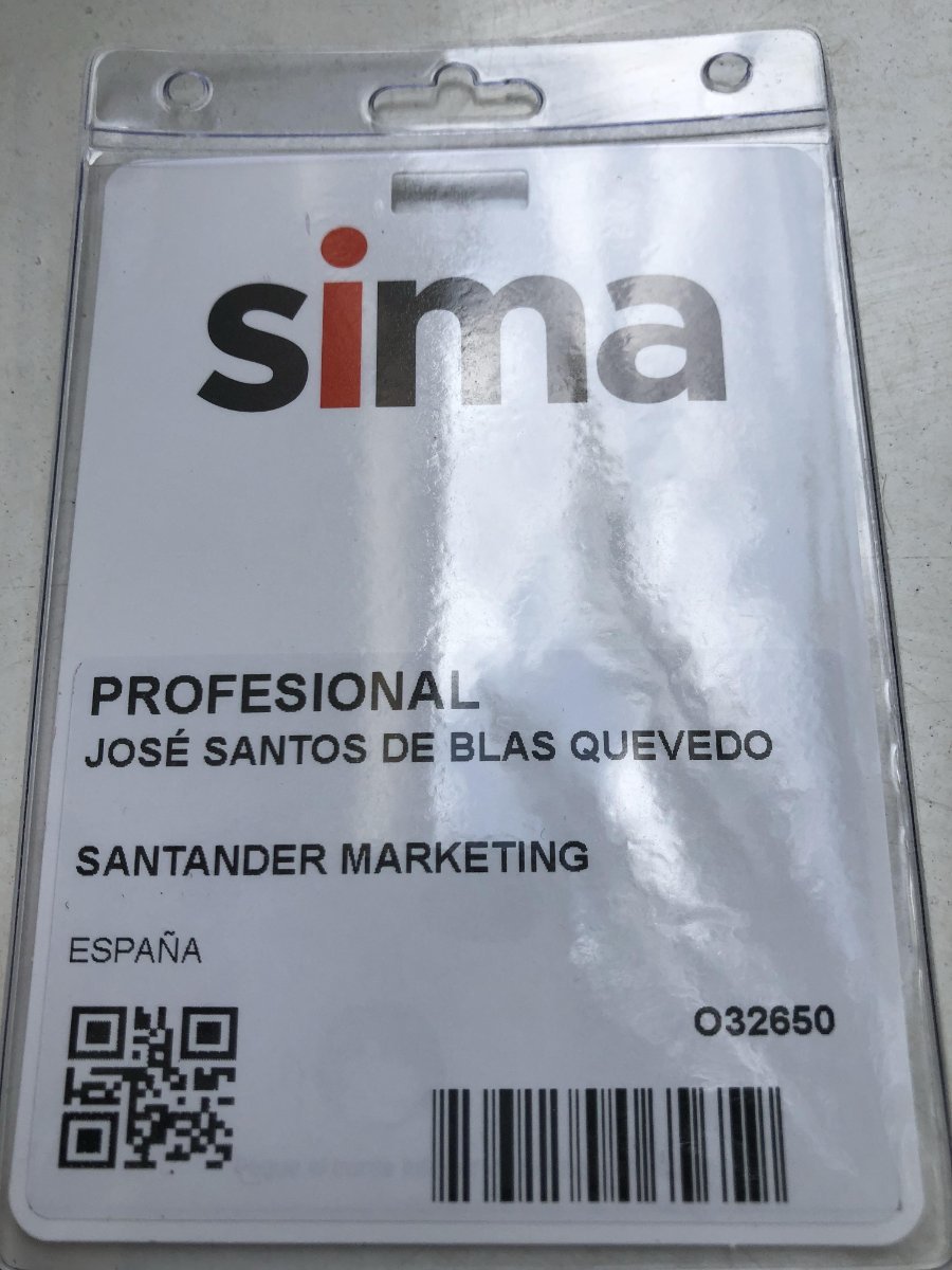 SantMarketing tweet picture