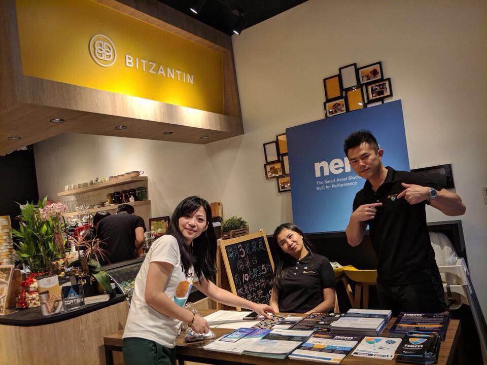 Bitzantin_vn's tweet photo. NEM đầu tiên Meet up tại Đài Loan! Với đội ngũ của chúng tôi trên toàn thế giới☝🏻☝🏻☝🏻
Cảm ơn Elizabeth @TokenMed @FoundationHit @bitzantin 🎈
#nemtaiwan #nemio #meetup #crypto #bitcoincafe #NEMber #NEMfoundation https://t.co/N0kOCM4XnR