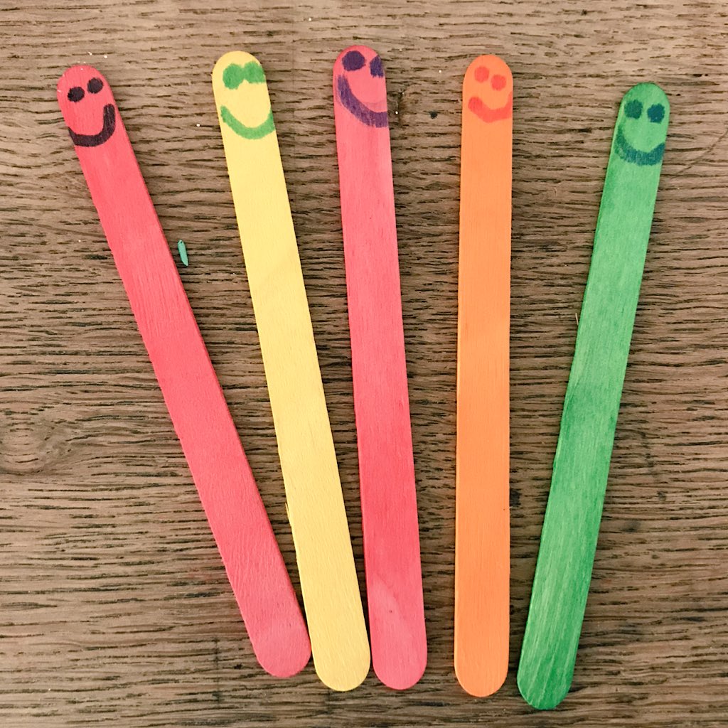 OllieDouglas's tweet image. My 5-yr-old son overheard a teacher say they’d dropped a memory stick. Not knowing what she meant he decided to make his own #MemorySticks. Each represents a specific grandparent or great-grandparent who is now gone.