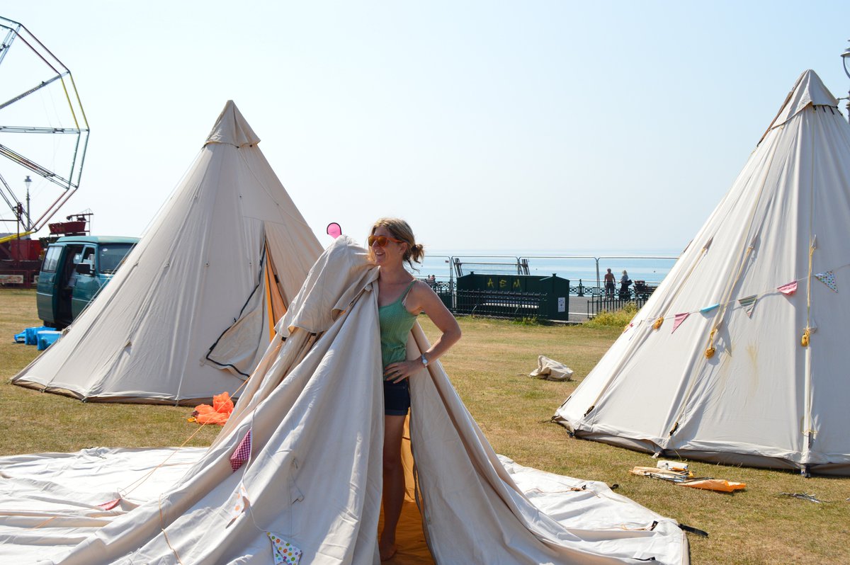 PRTP's tweet photo. Exhibitors have started to arrive, welcome @chldfriendlybtn to Paddle 2018! #PRTP18 Come down to #HoveLawns this weekend to see what they're all about https://t.co/pReKQluyQA