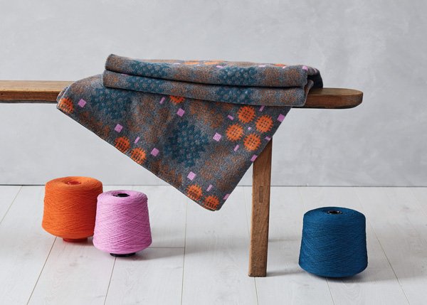 craftsmagazine's tweet photo. ‘I was 40 when I started the BA – nearly 20 years since my first degree. It was scary, but I’ve never looked back.’ @MajedaClarke our current issue's Talent Spot, tells us why she gave up teaching for textiles https://t.co/PwBis8FuF7  #currentcrafts #craftsmagazine https://t.co/7JbSek3VUv