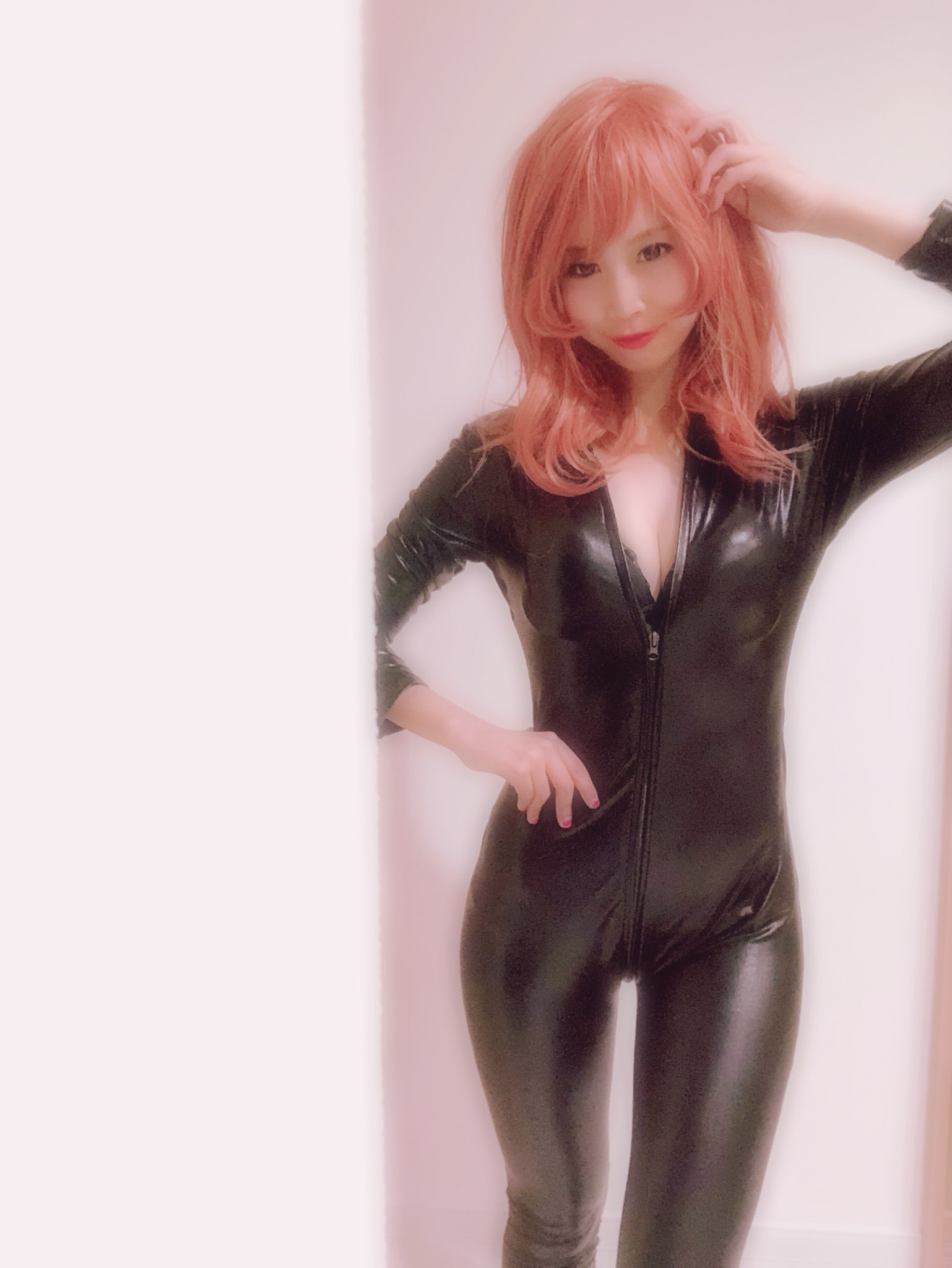 تويتر Hina ひな على تويتر 宅コス キャットスーツ不二子ちゃん スタジオでバイクにのって撮りたい サングラス買う 峰不二子 T Co E8gljm1smv