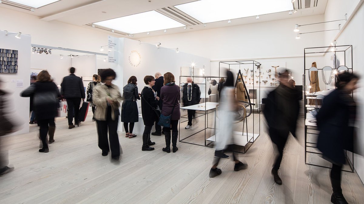 Craft Scotland seeks an experienced, dynamic + influential Director. After 5+ years of strong leadership, we announce the sad departure of Fiona Logue, we look forward to welcoming a new member of our committed team. Applications close: 5pm, 3 August bit.ly/2lZ1ADV