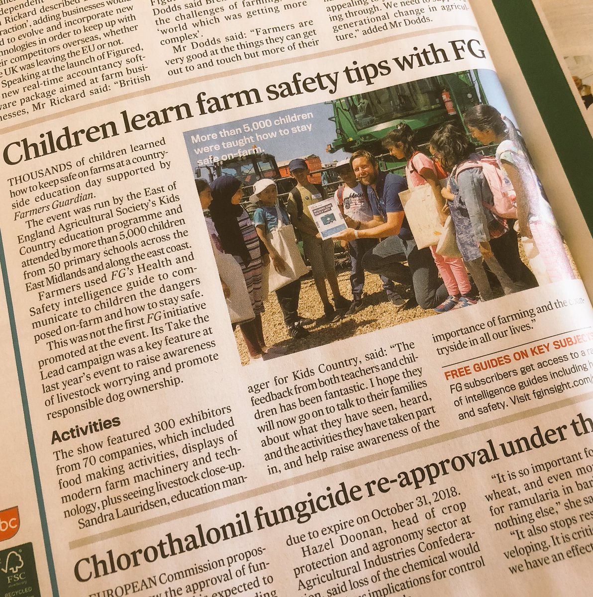Farmer_Tom_UK's tweet photo. Great to see @KidsCountryUK #FFD18 make it to page 4 in @FarmersGuardian this week as children learn how to stay safe on farms @EoEAgricultural.
What a great event that was! #agoodtimehadbyall #farmsafety @yellowwelliesuk #lensleg @leg_lens https://t.co/NcsleAo5ch
