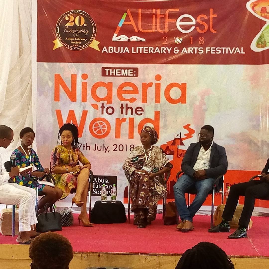 AMCChannels's tweet photo. A LitFest is Underway!
Day 2!
@AbujaLitSociety @ngBritishArts
#YouthInvolvementInPolitics
#panelDiscussion
#nottooyoungtorun
#alitfest2018 #alitfest18 https://t.co/aoIGXLJFDn