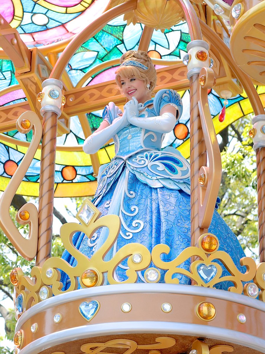 MezzoMikiD's tweet photo. ドリーミング・アップ！
東京ディズニーリゾート35周年
“Happiest Celebration”
デイタイムパレードを紹介☆
詳しくは→ https://t.co/FwX942sAp2 https://t.co/lZFzVgdq3o