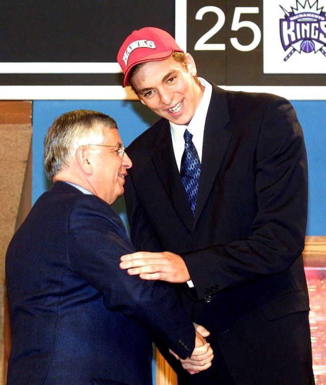 ADaimiel's tweet photo. No me suelo acordar de cumpleaños, pero cuando me entero, soy muy de felicitar a @paugasol . Y no me canso, son muchos años encantado de felicitar a The Spanish GOAT https://t.co/EKAUusyDqP