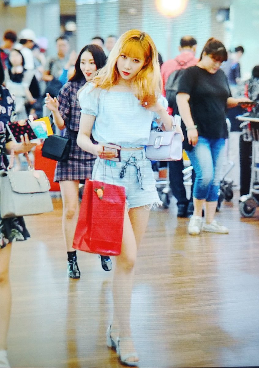 hothandong's tweet image. 180706 ICN preview
#드림캐쳐 #한동 #Dreamcatcher #Handong @hf_dreamcatcher