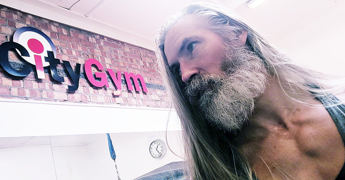 joncampling's tweet photo. Ohhh had a cracking solo #Workout this morning @CityGymExpress realy pushed myself πͺπͺπͺ @mr_shredds is re programming my mindset ππβ₯οΈ
Def getting a lil bigger! slowly but surely X
#BuffRegis #BuffCampling #Actor #Model #Silverfox #fitat50 #THISis50
#kingregisatthegym https://t.co/RkRxMMXGEN