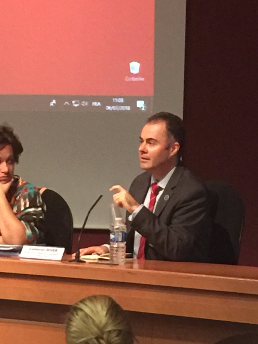 Cameron_Diver's tweet photo. Ravi de participer à la table ronde du colloque #Strafpacc aujourd’hui aux côtés de @MainaSage pour parler de l’#Océanie face à l’enjeu du #ChangementClimatique Il y a un besoin majeur d’action pour le #climat et pour l’#océan et nous devons agir ensemble pour relever ce défi https://t.co/cweLhnOWPS