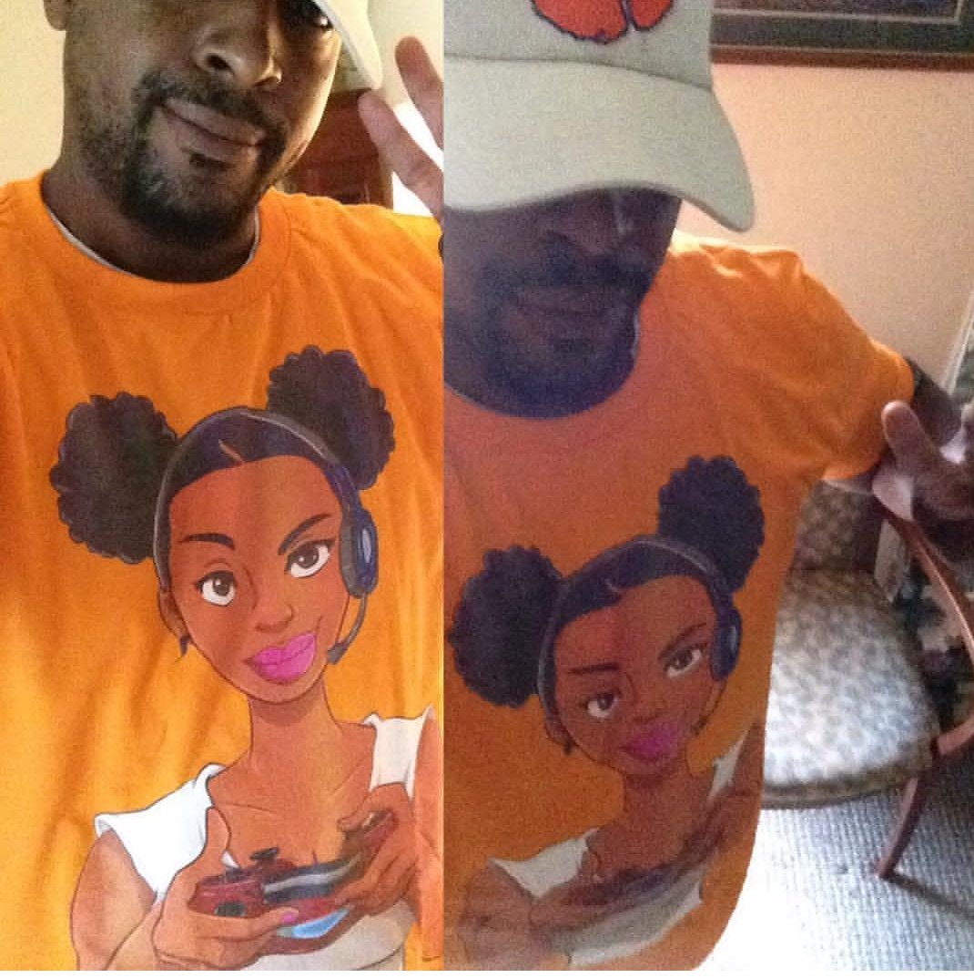 blackgirlgamers's tweet photo. The #BlackGirlGamers Store is open!

https://t.co/xWG5J2qZL2 https://t.co/O7FjrCwK03