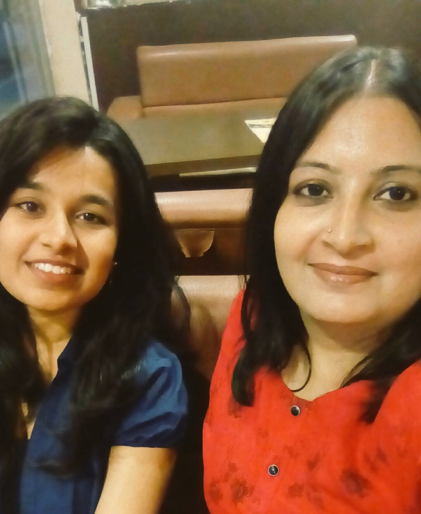 ssoniisshh1's tweet photo. Met @charmi_ramanuj ... A girl as charming and as cute as her name. ☺❤ 
#TweepMeetUp #Tweepic https://t.co/V2lJ4jFSCn