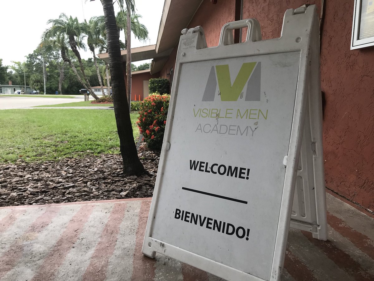 AdamCellini's tweet photo. A Bradenton school improved their grade from an F to an A in just TWO YEARS! Find out why the school’s Co-founder and CEO is *not surprised, tonight at 5 pm @mysuncoast https://t.co/MjPh9qY2aP