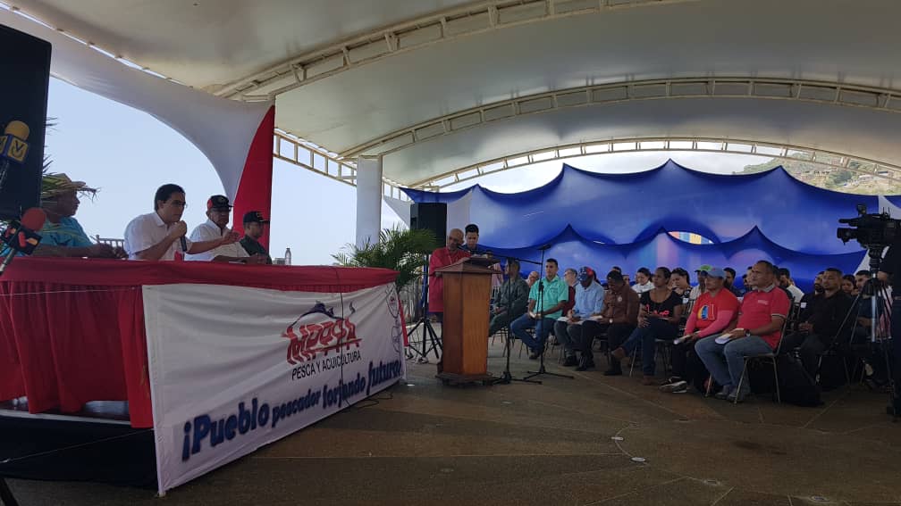 DanteRivasQ's tweet image. #BuenasNoticias Estamos dando inicio a la 1era Plenaria del sector Pesquero y Acuícola en #Vargas Contamos con la asistencia de representantes de 20 estados, quienes nos ayudarán a construir el Plan de Acción y Optimización para fortalecer esta maravillosa actividad #6Jul