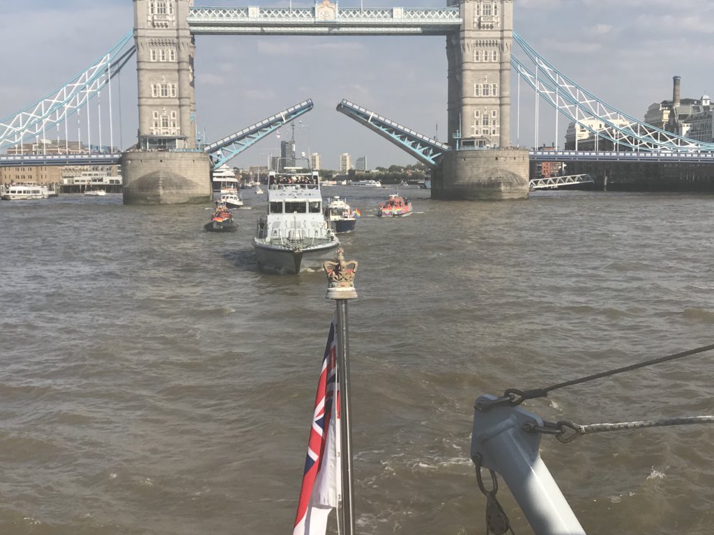 <a href="/HMSExploit/">HMS Exploit</a> and @HMS_Blazer lead <a href="/PrideInLondon/">Pride in London</a> Parade of Sail #NavyPride