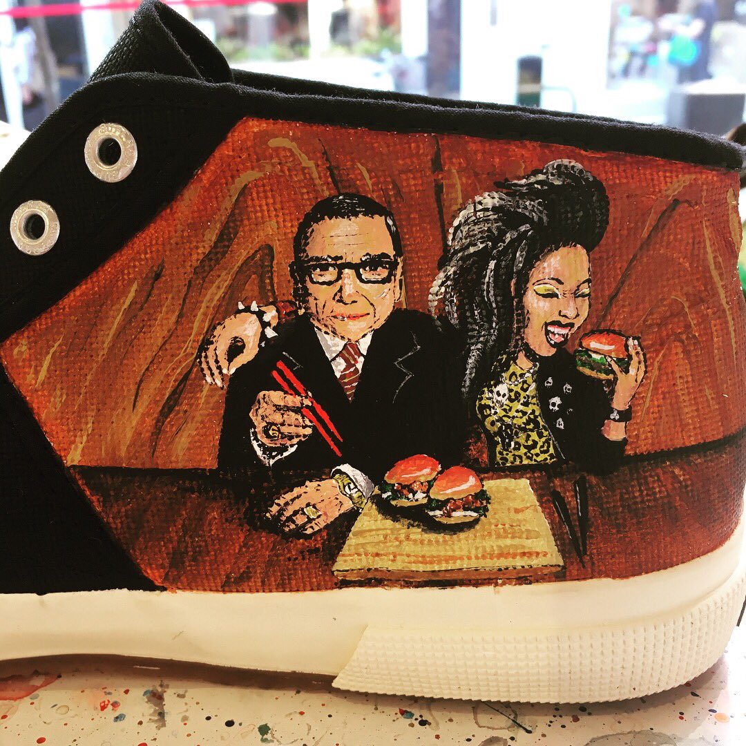 SissyK91's tweet photo. BITE ME BURGERS 
#handmade #handpainted #shoes #superga #sneakers #midtops #italianartist #painting #burgers #instagram #picoftheday #instasummer #instashoes #london https://t.co/ZfqkWrCDnh