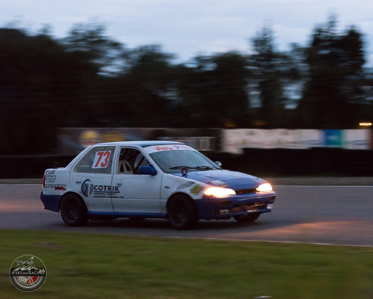 SkyAndRacing's tweet photo. En estas imágenes de la #CarreraNocturna del @tc2000colombia Fausto Barrios, piloto del #73, ganador del Round V Clase B y podio 2 del Round VI

#LoNuestroEsLaNoche 📸😃

#FuerzaSoler #TC2000Colombia #TC2000xWIN #SoyTotalTC2000 https://t.co/IOgOb1XwUt